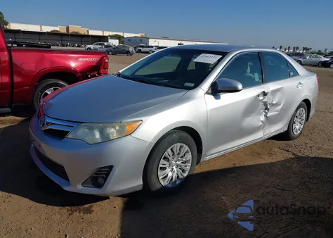 2012 Toyota Camry Le z USA, uszkodzony, nr VIN 4T4BF1FK1CR181078
